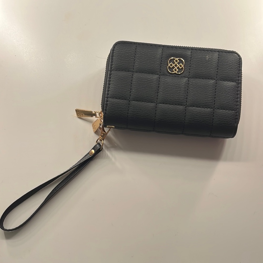 Super Cute black wallet! Has a lot of space!